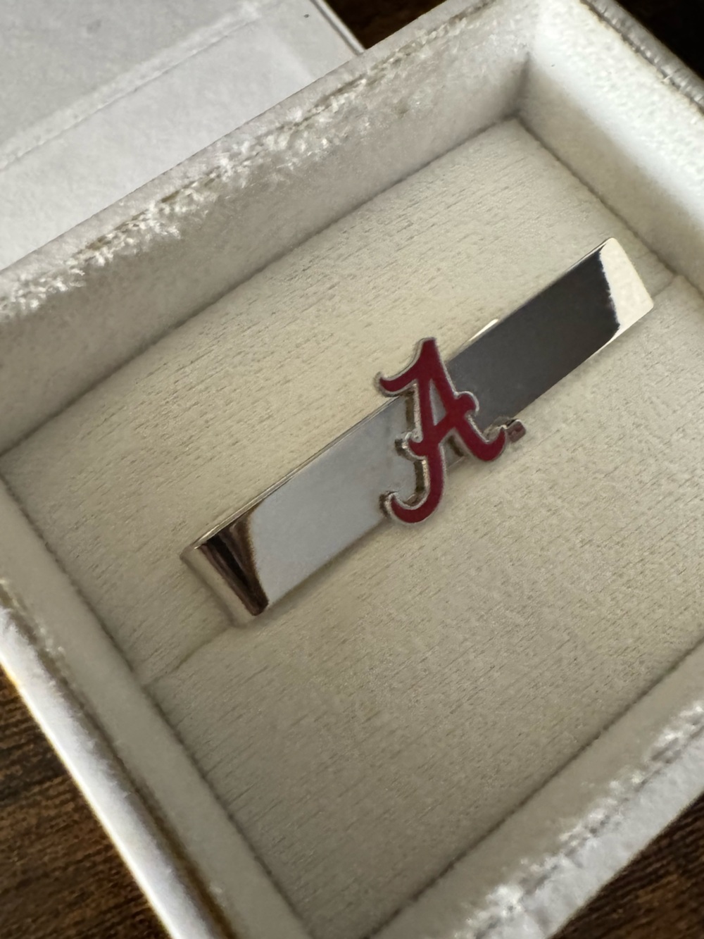 Collegiate Series Licensed Alabama Silver Money/Tie Clip with Red 'A' Emblem